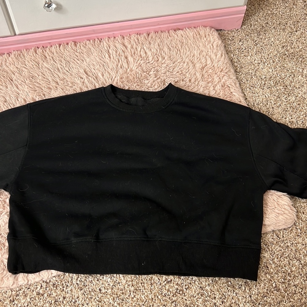 Hand-crafted Sweatshirt - Picture 7 of 9
